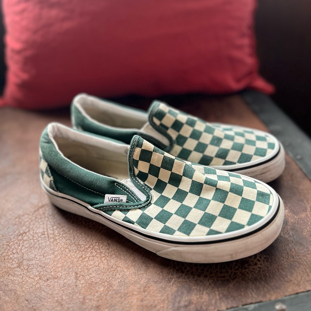 Vans green